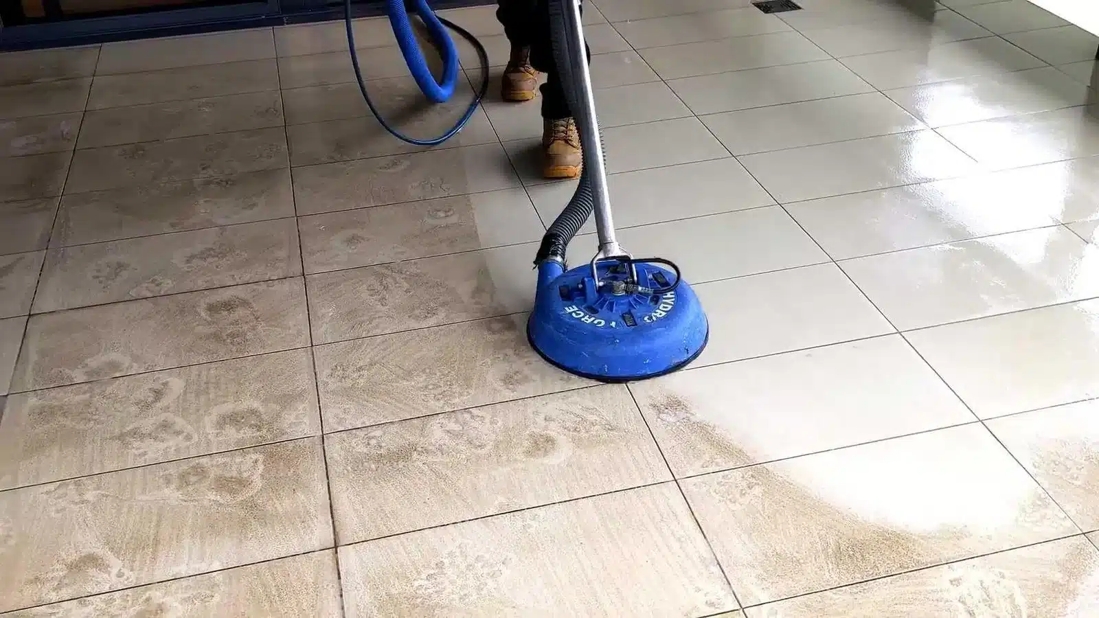 Tile and grout cleaning restoring grout colour in a Balwyn home