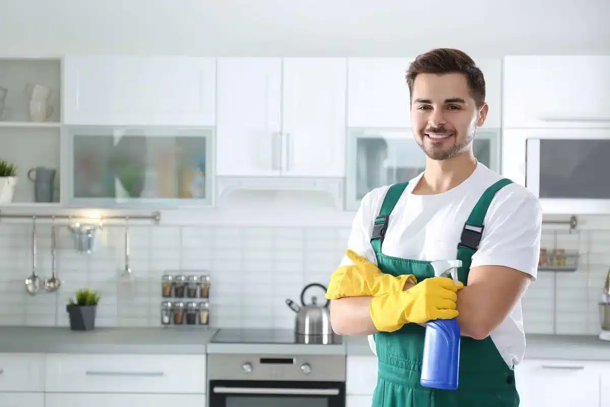 Steam Cleaning Victoria technician ready for a Melbourne job